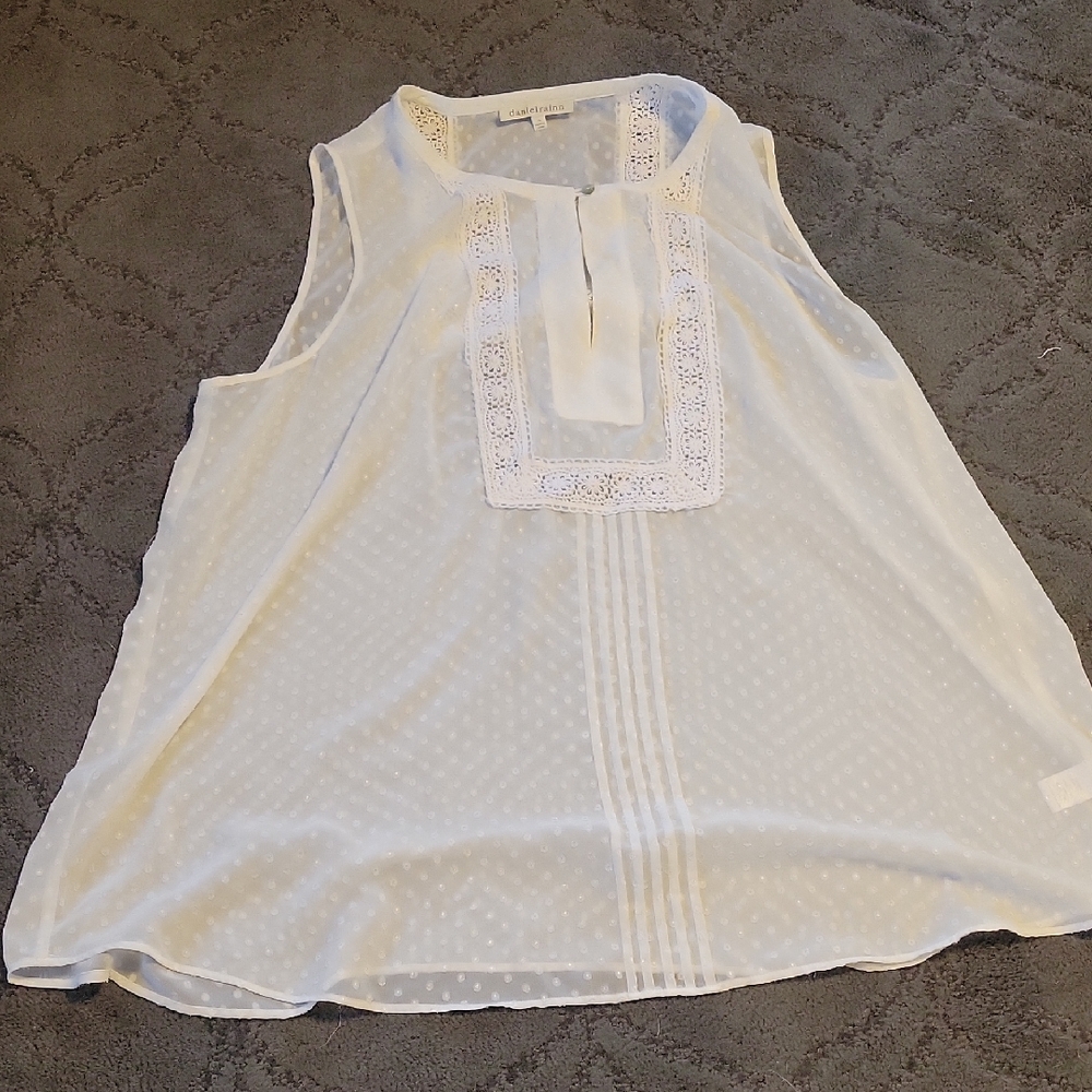 Daniel Rainn Ivory Lace-Trim Sleeveless Camisole